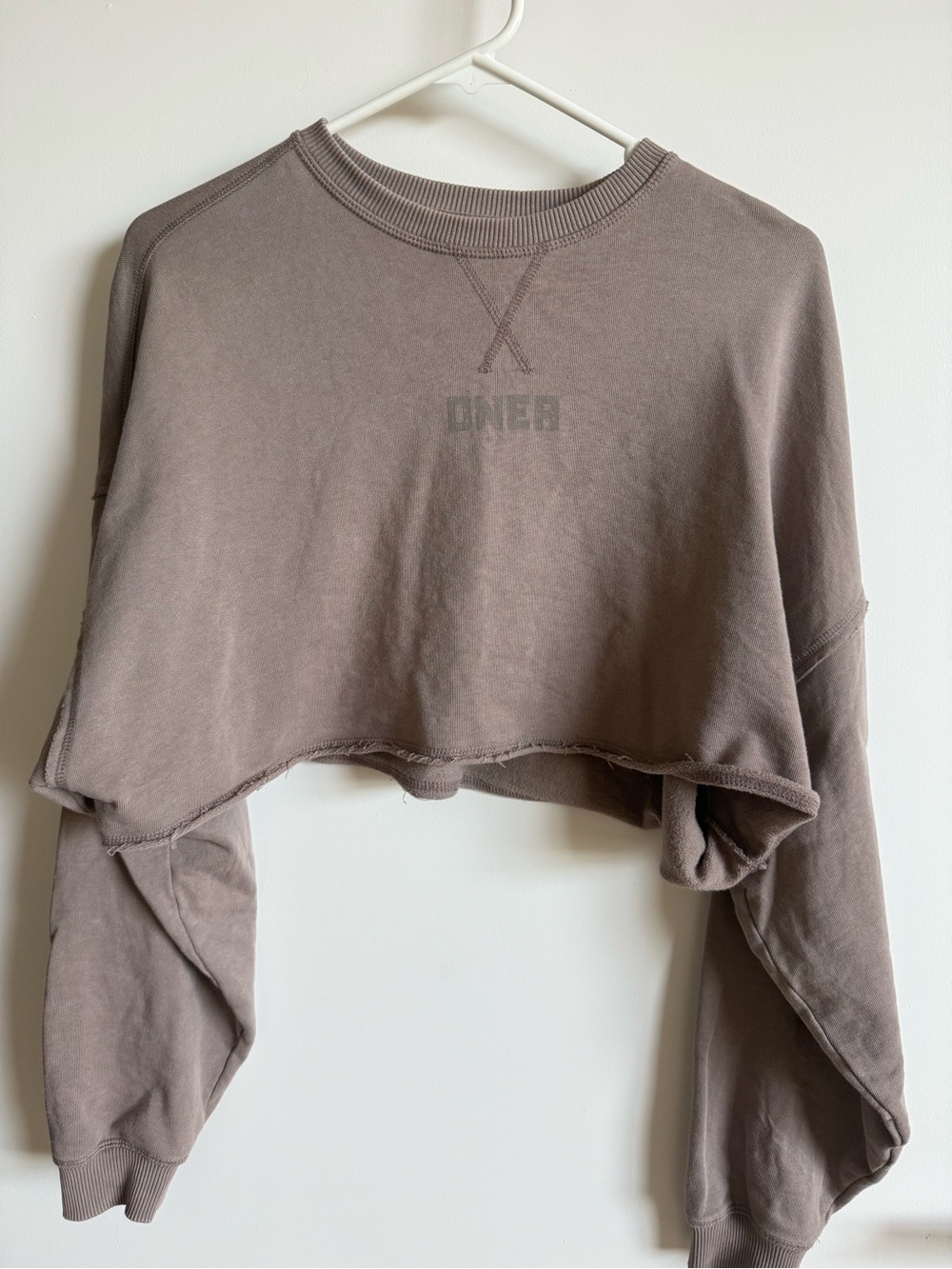 Oner Active Raw Lounge cropped sweatshirt